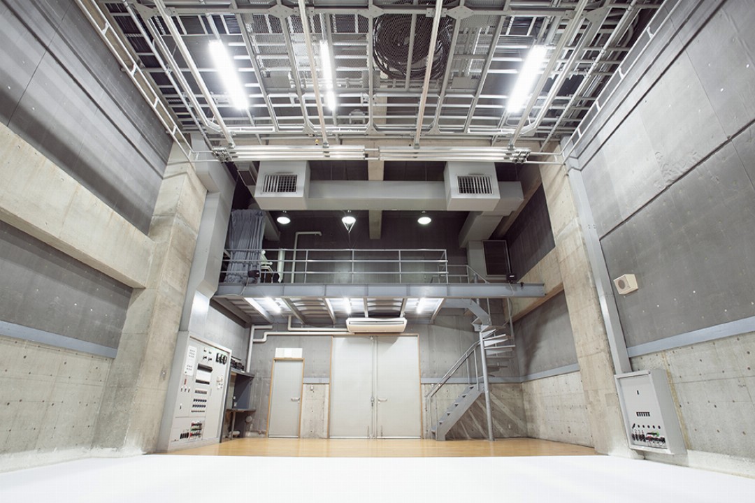 東京・用賀 10BANスタジオ Y-3studio 作業性の高い設計で、スチール