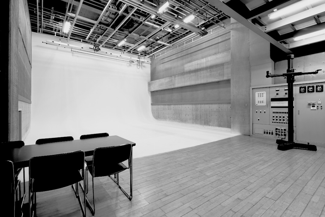 東京 用賀 10banスタジオ Y 4studio 作業性の高い設計で スチールからムービーまであらゆる撮影に対応 レンタル撮影スタジオ検索 Studio Data Base