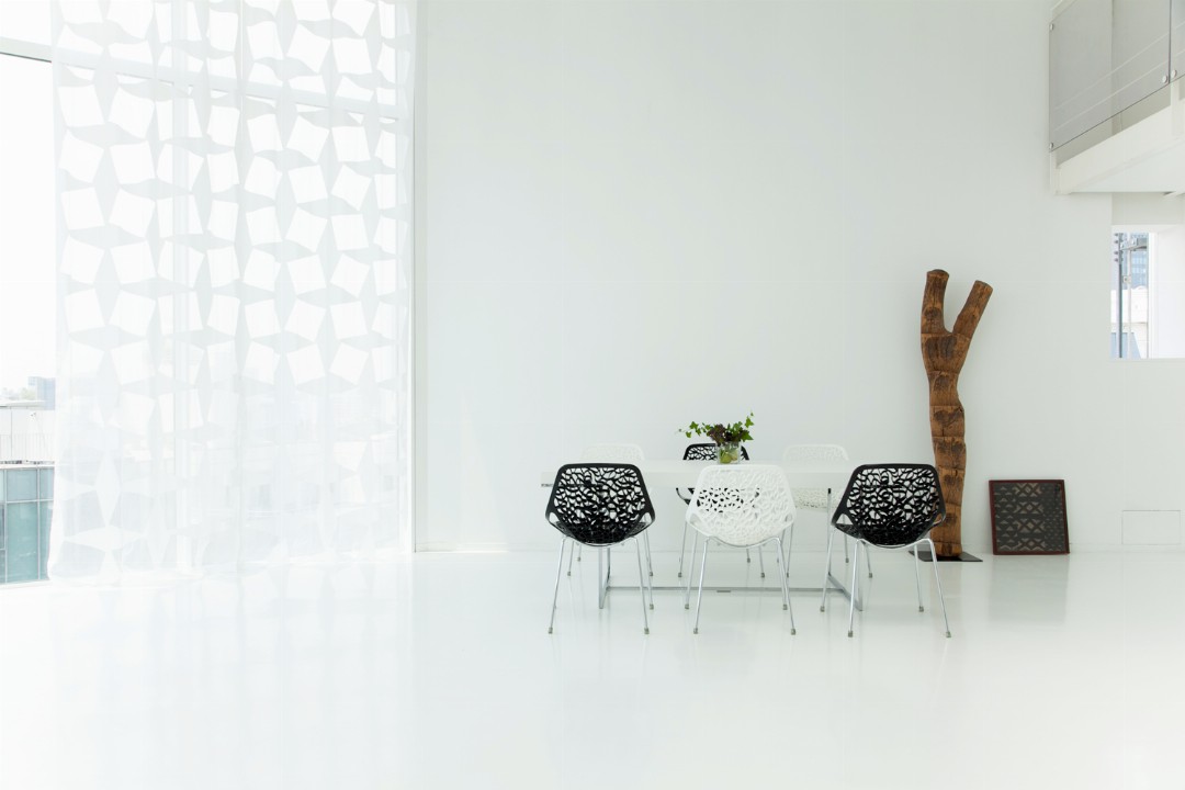 東京・外苑前 ART WORKS 青山 Sky 天空の白い自然光ホリゾントに