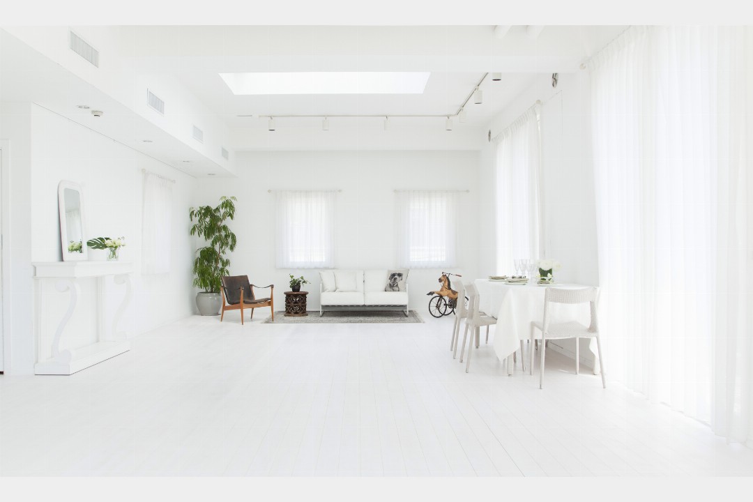 廃盤品【ホワイトルームスタジオ】オーダー ウインドスクリーン 東京・駒場東大前 A.W.GARDEN TERRACE 高級リゾートホテルのよう