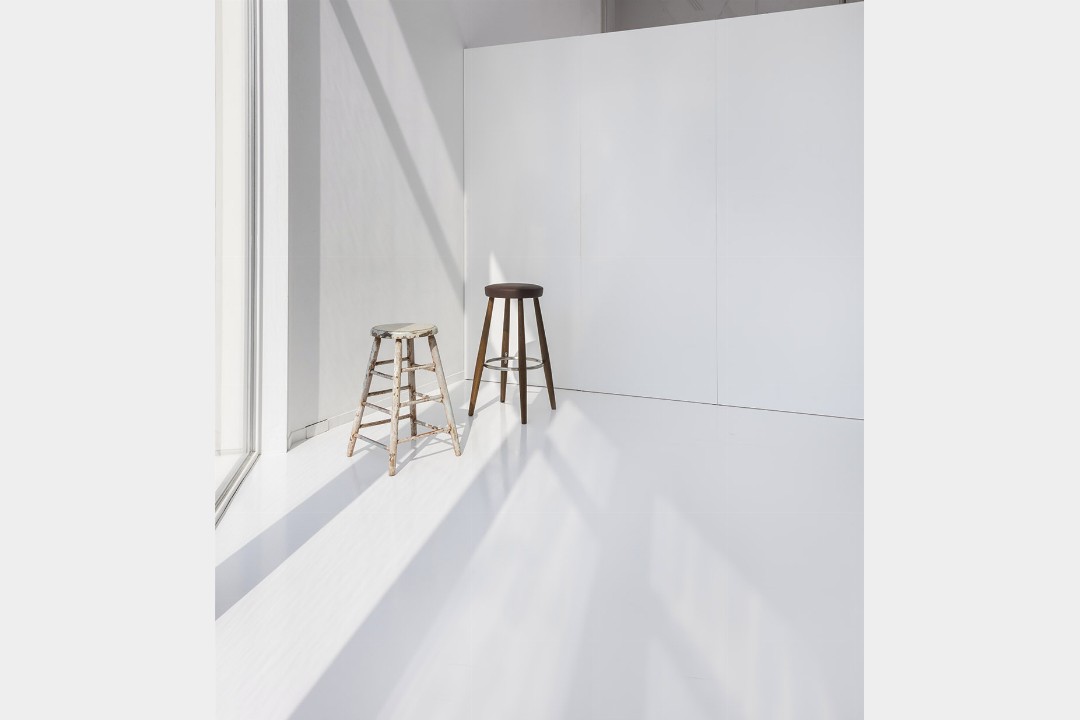 東京・外苑前 ART WORKS 青山 Sky 天空の白い自然光ホリゾントに